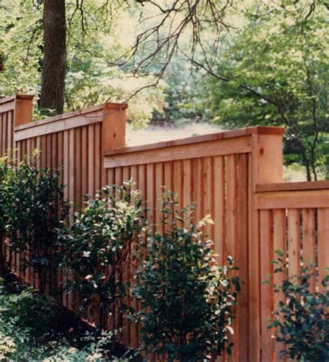 shadow box fence with metal posts|images of shadow box fencing.